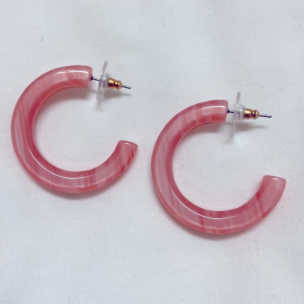 NWOT Lele Sadoughi Broadway Hoop Earrings - petal pink - Picture 3 of 4